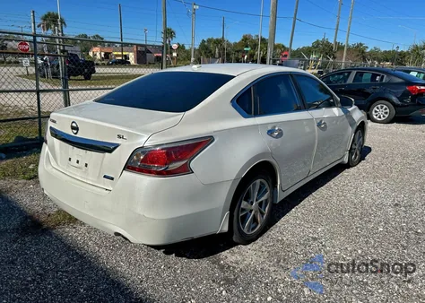 2014 Nissan Altima 2.5 from USA, damaged, VIN 1N4AL3APXEC105181